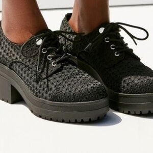 Platform, eyelet oxfords